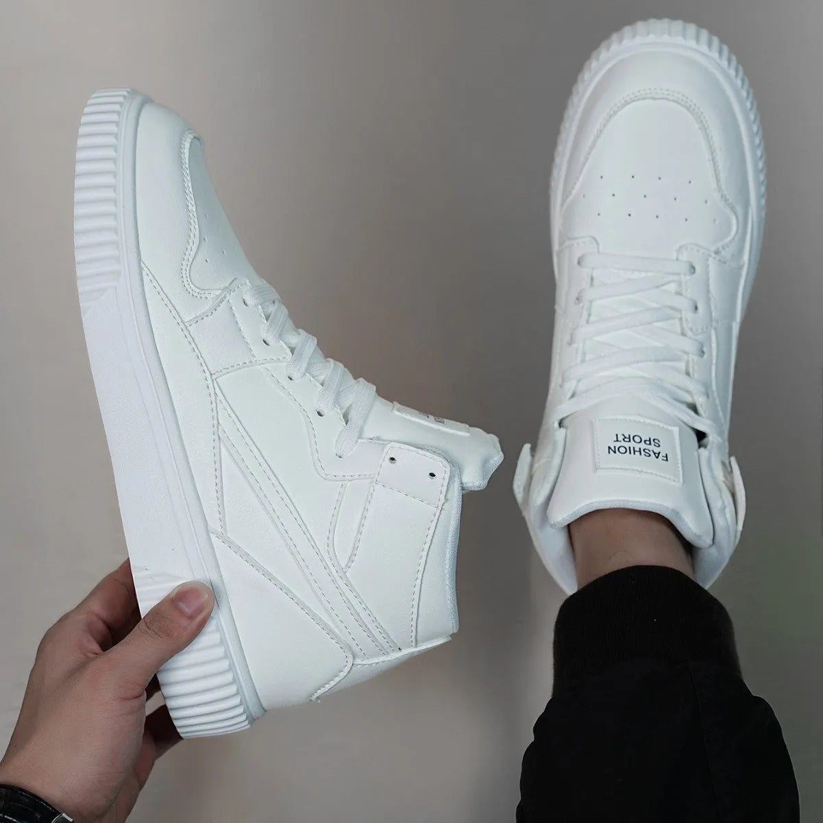 White microfiber men's casual shoes with round toe for autumn and winter leisure wear
