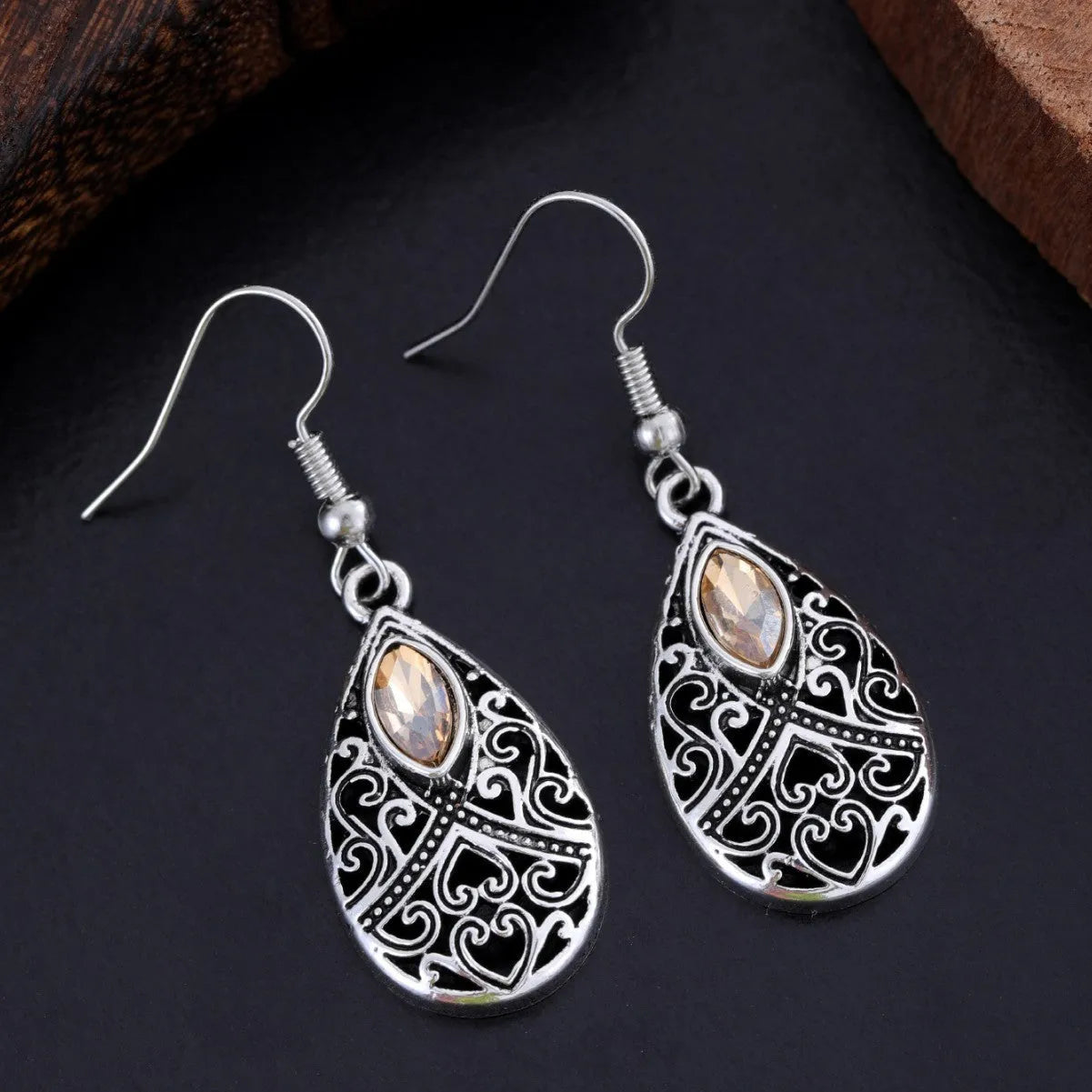 Retro water droplet drop dangle earrings for women in alloy with three style options