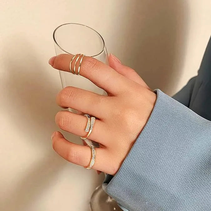 Geometric toe ring with gold copper plating and rhinestone water drop designs