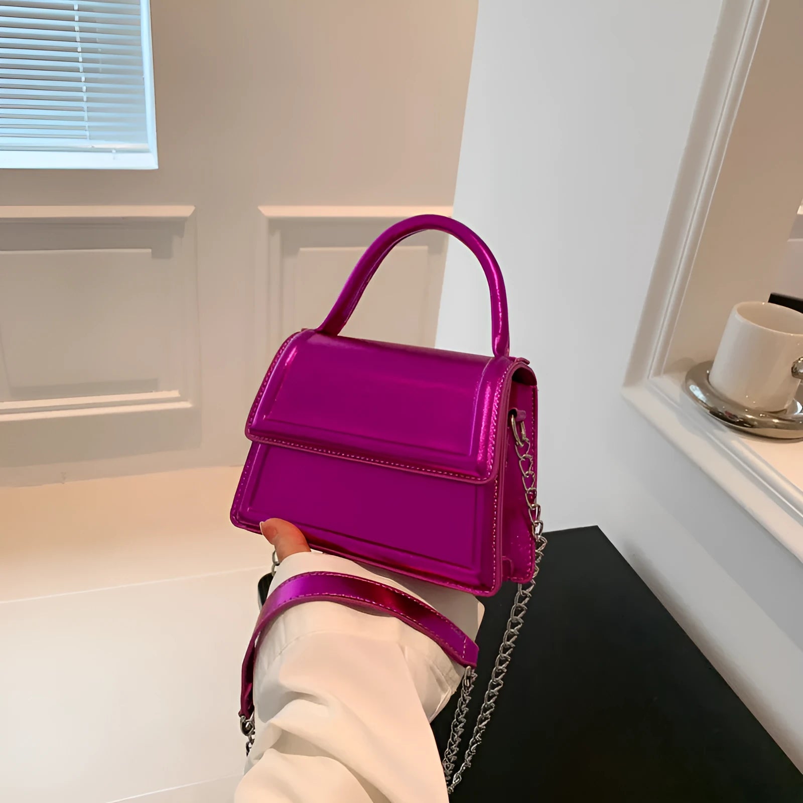 PU leather retro crossbody bag in horizontal square shape with sewing line detail