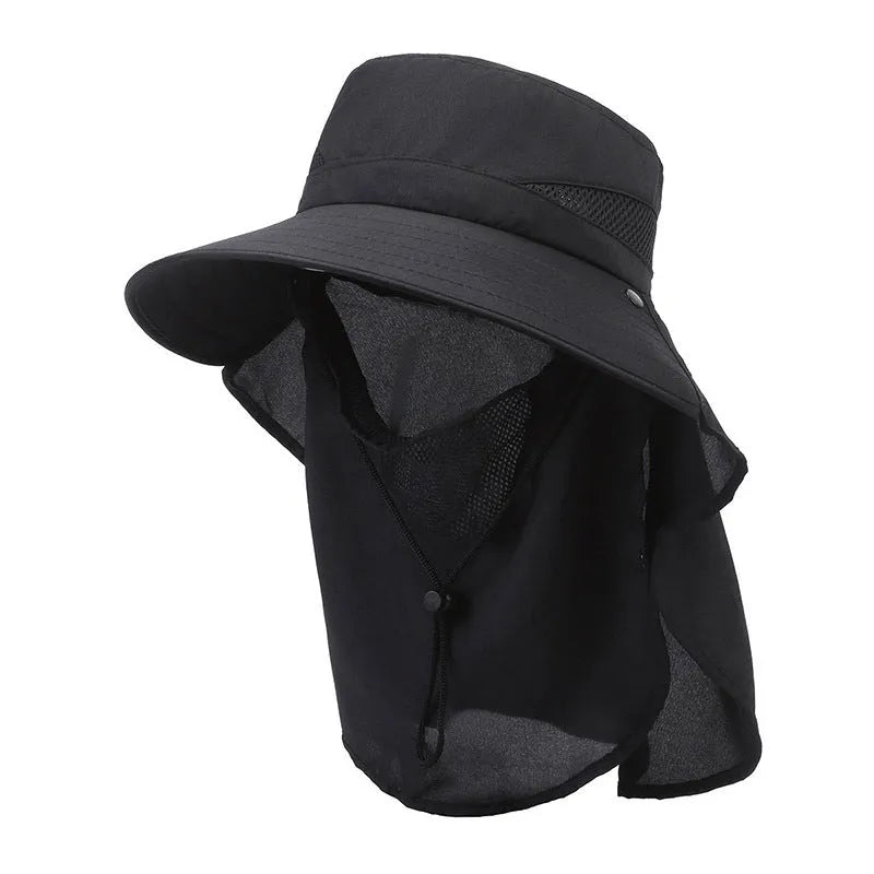 Men's big brim polyester fishing hat in army green colour on a neutral background.