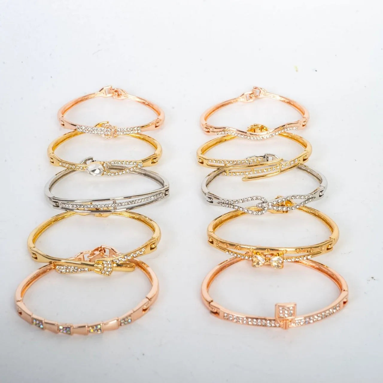 Zinc alloy ladies' bracelet with bow and heart motifs in rose gold electroplated finish, simple style
