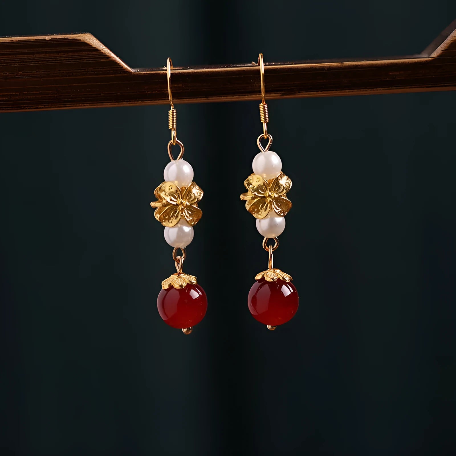 Vintage court style alloy earrings with geometric shape and electroplated finish for Han Cheongsam costume wear