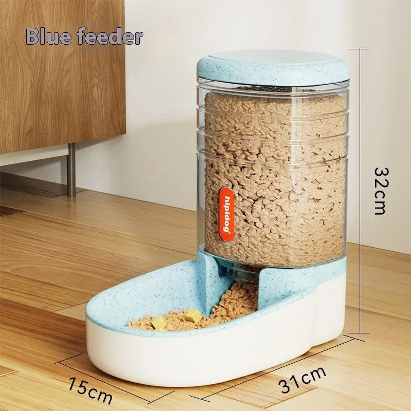 Blue automatic pet water fountain with 3.8-litre large capacity for cats and dogs.