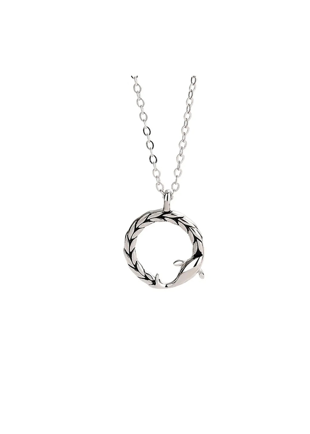 S925 sterling silver fish pendant necklace with diamond-encrusted finish and silver chain