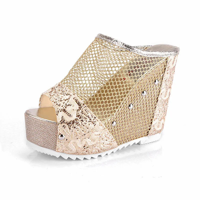 Korean style hollowed-heel platform flip flops in black, silver and gold colours with mesh upper
