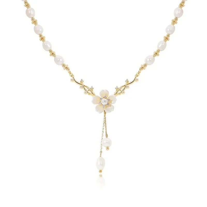 Alloy pearl chain necklace with floral rose pendant in Q9 colour variant