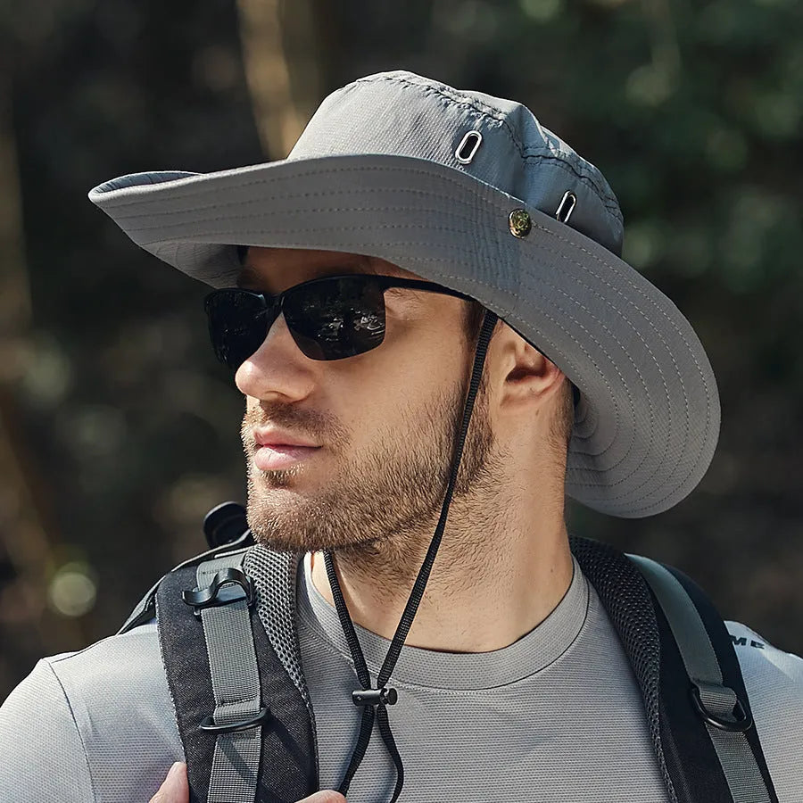 Men's big brim sun hat in khaki colour with dome crown and breathable polyester fabric
