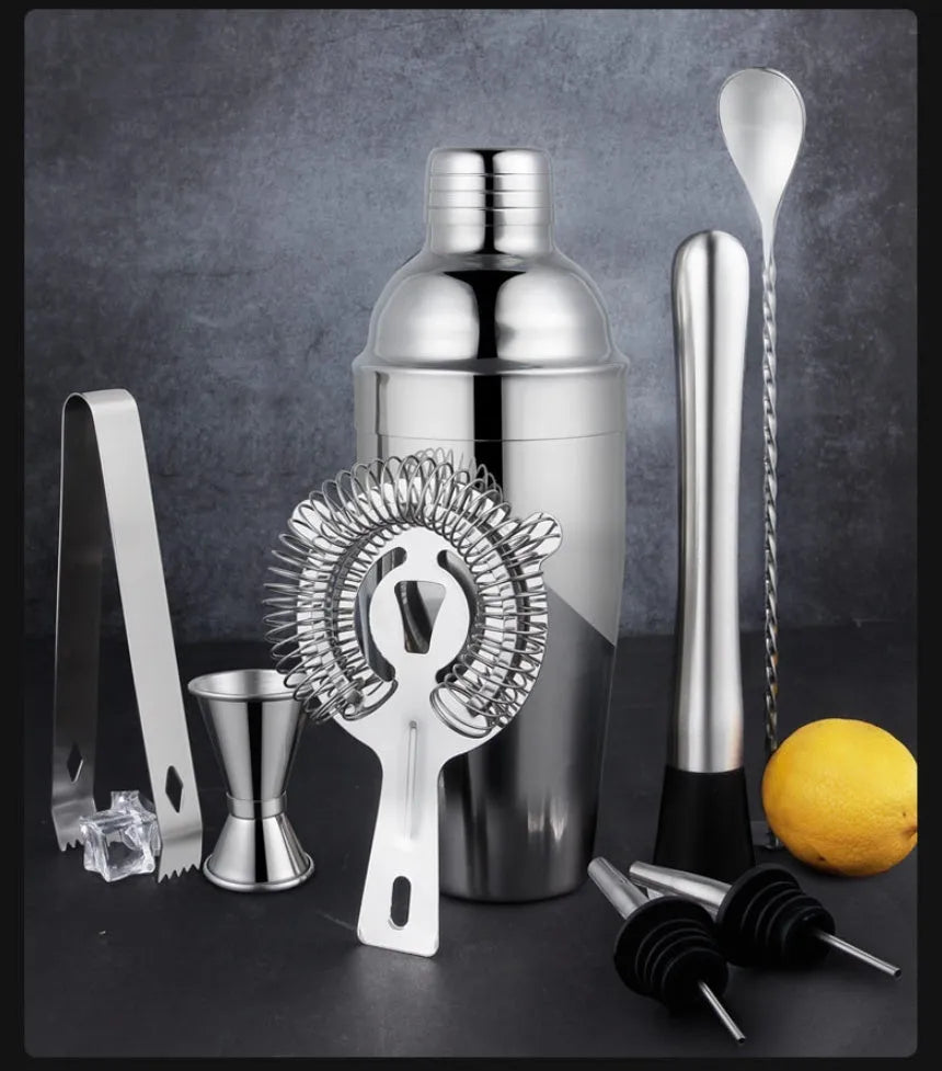 European-style 23-piece stainless steel cocktail set with bar tools for home mixing