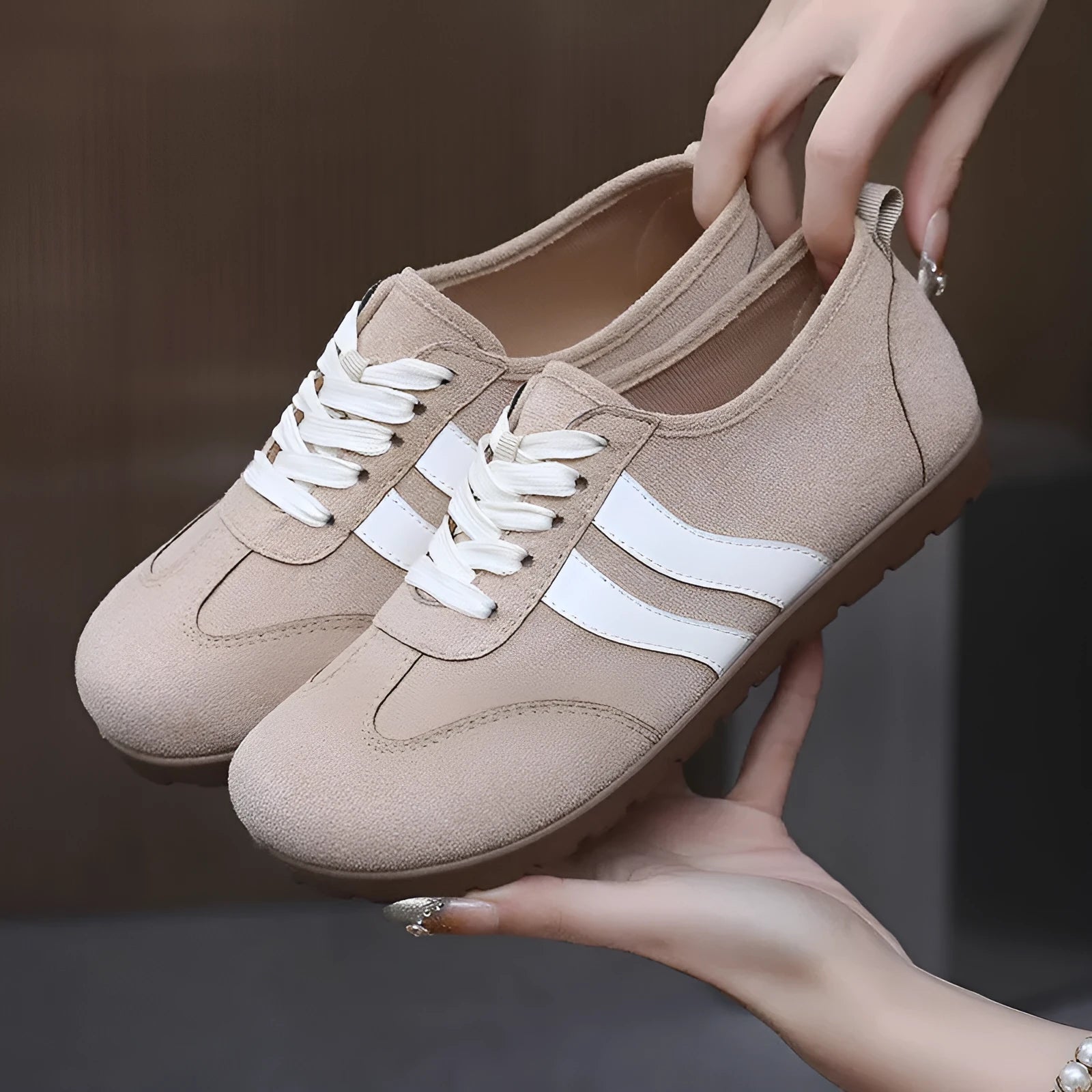 Women's vintage canvas sneakers with round toe and soft rubber sole in dark red colour
