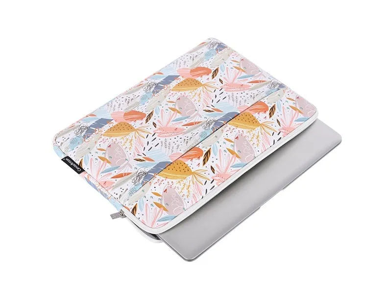 White PU leather waterproof laptop inner sleeve for 14-inch devices, shown alongside other size options.