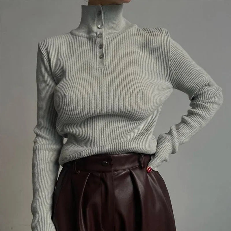 Women's retro half turtleneck pullover sweater with single-breasted placket in slim fit
