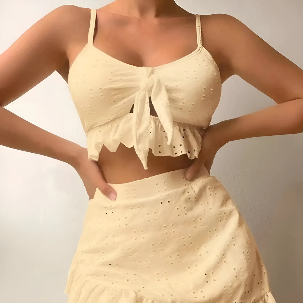 Women's three-piece bikini swimsuit with split hip skirt in solid colours