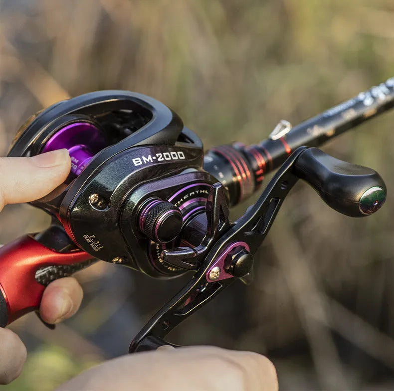 BM2000 fishing reel with water drop design and magnetic brake system