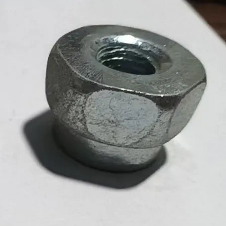 Ouma aluminium brush cutter weeding head replacement attachment with screw.