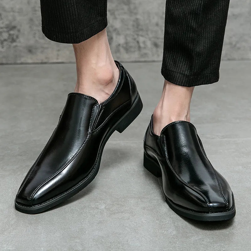 Men's black pointed toe patent leather-style shoes with totem detailing on artificial PU upper