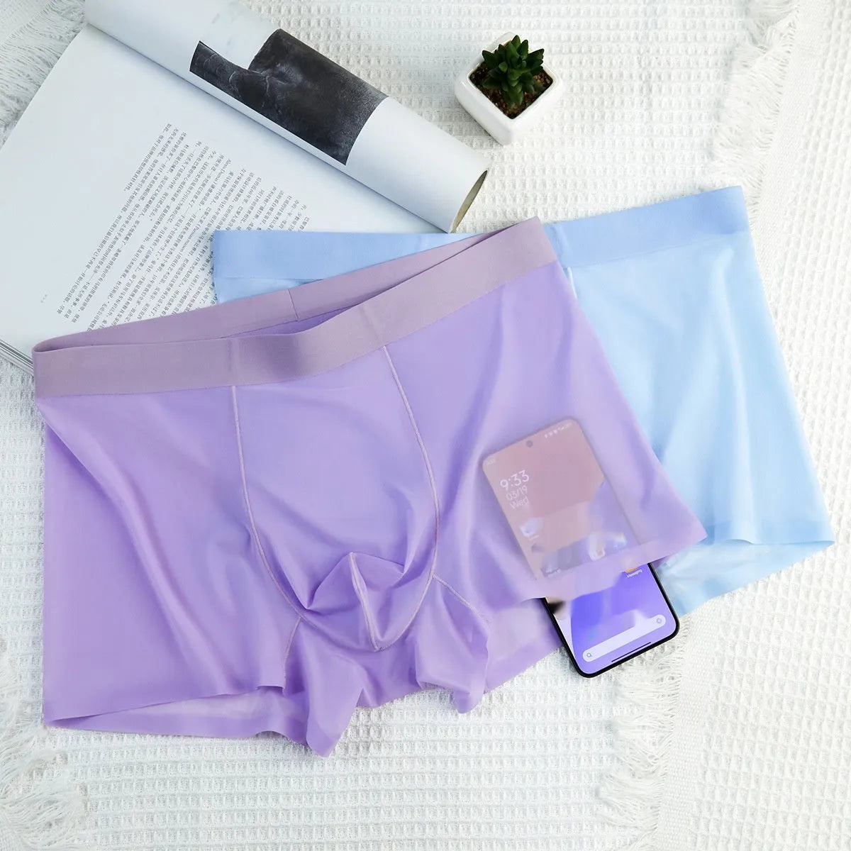 Ice silk breathable boxer briefs in multiple colours with seamless design for summer wear