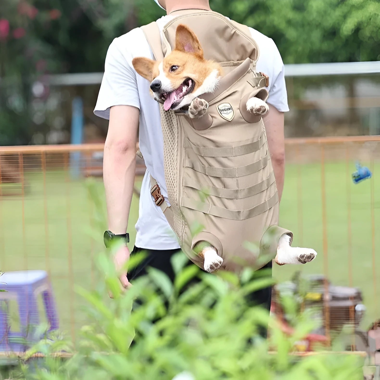 Khaki polyester pet dog backpack for medium dogs, breathable design, available in two sizes for 9-16kg pets