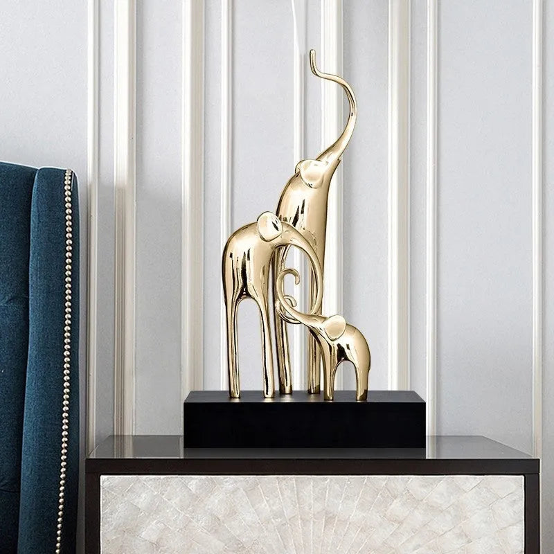 Detailed resin and plastic elephant decorative figurine in a choice of metallic or retro colour finishes.