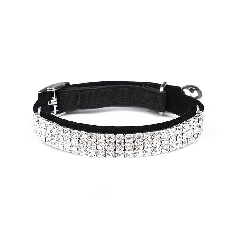 Rhinestone-studded suede velvet cat collar adjustable between 20-30 cm