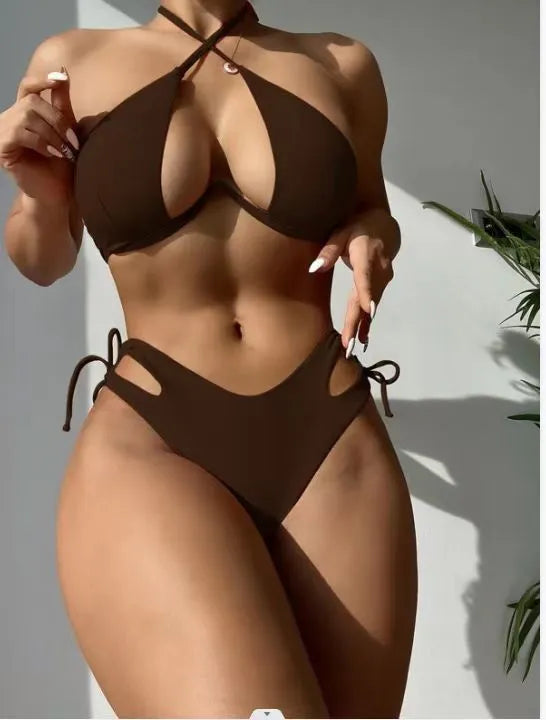 Women's solid colour halter bikini swimsuit in brown, blue or black options