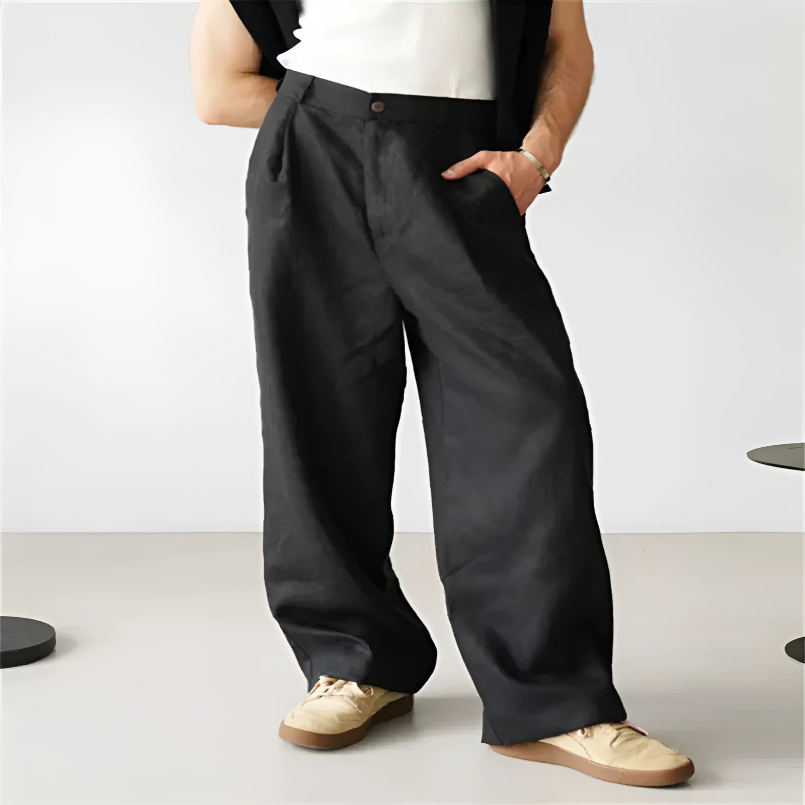 Men's loose fit linen pleated high waist jogger pants in straight leg style
