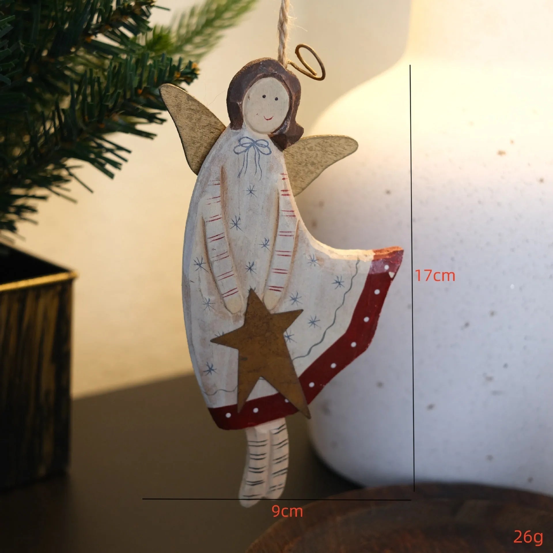 Hand-made carved and painted wooden door pendant with American country style design.