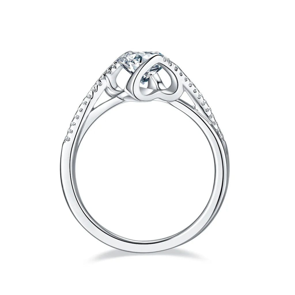 1-carat moissanite wedding ring set on S925 silver with platinum plating, gift box included