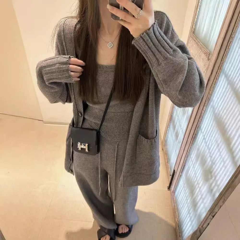 Women's knit cardigan vest suspender pants three-piece set in wool blend fabric