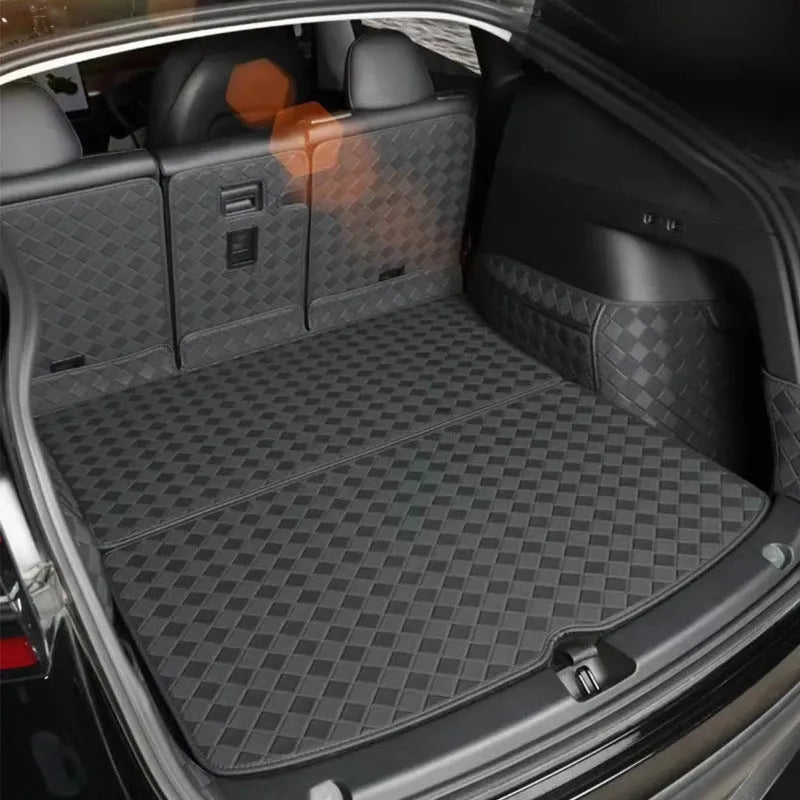 Tesla Model 3 leather boot liner in black with buckle fastening system