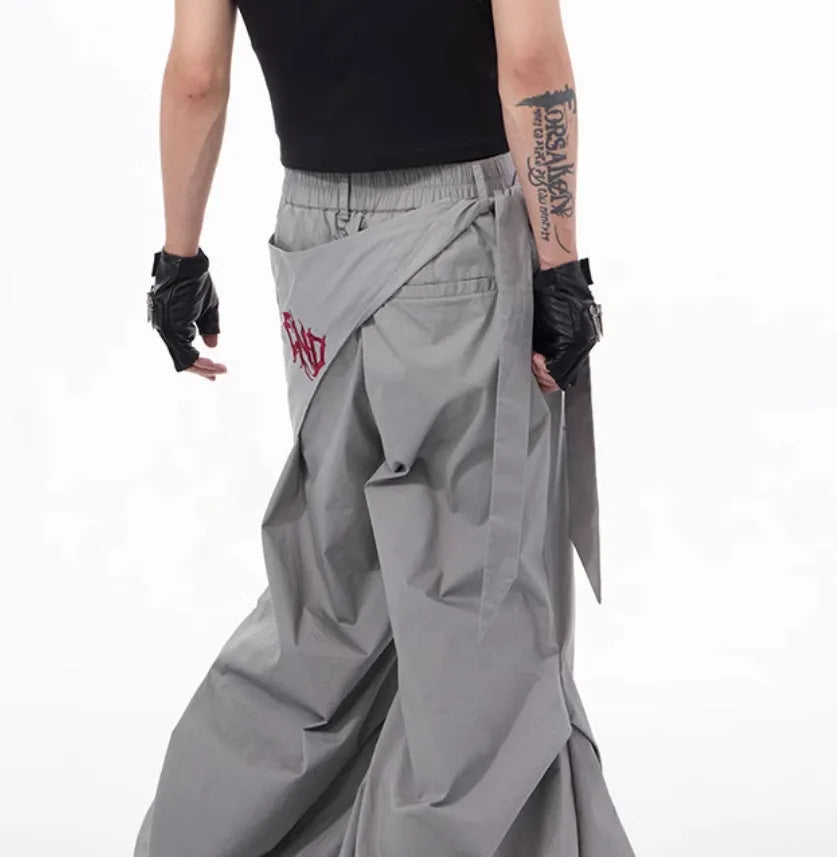 Korean style wide-leg summer pants for boys in black or grey colour