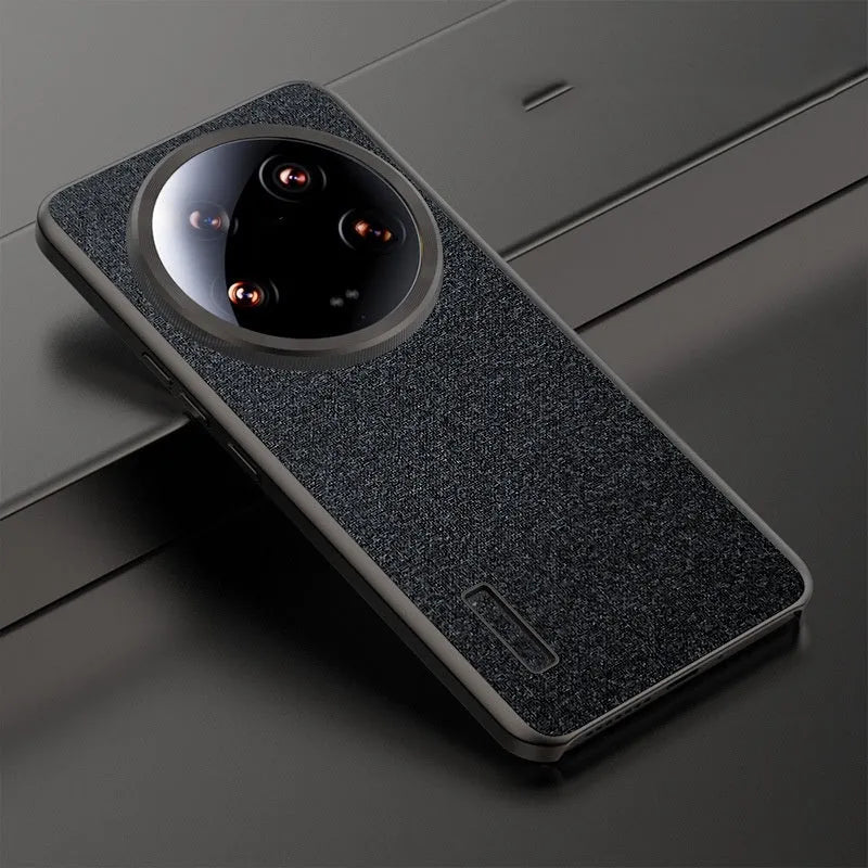 Xiaomi 14Ultra plain leather protective shell in black, frosted finish, hard case with magnetic attraction