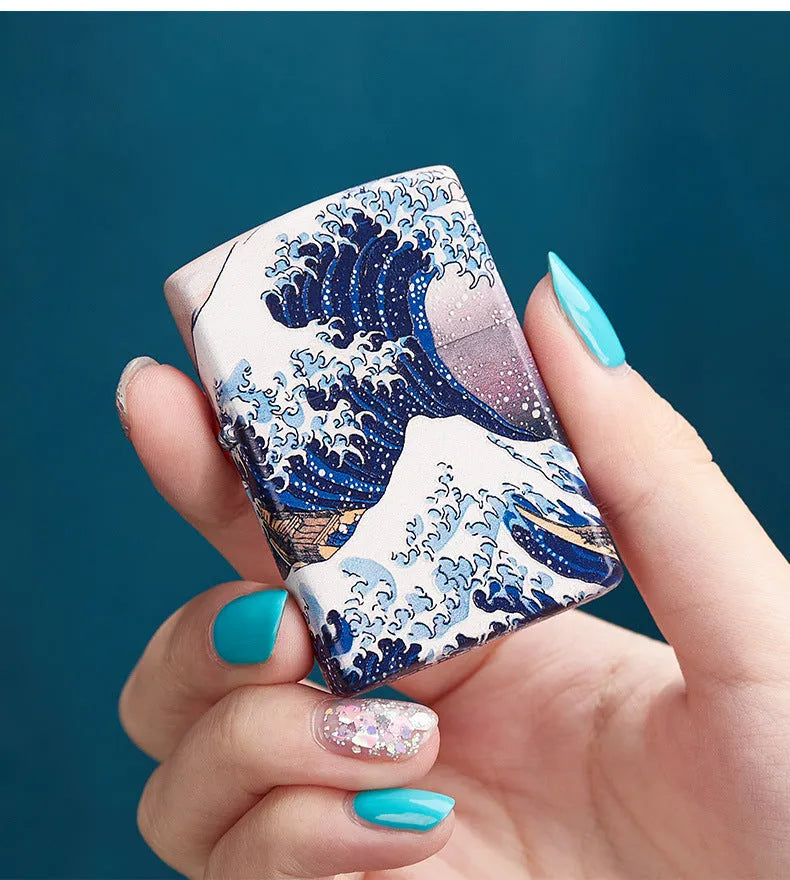 Colored lacquer Kanagawa surf windproof lighter with steel inner liner and copper housing, 58x39x13mm