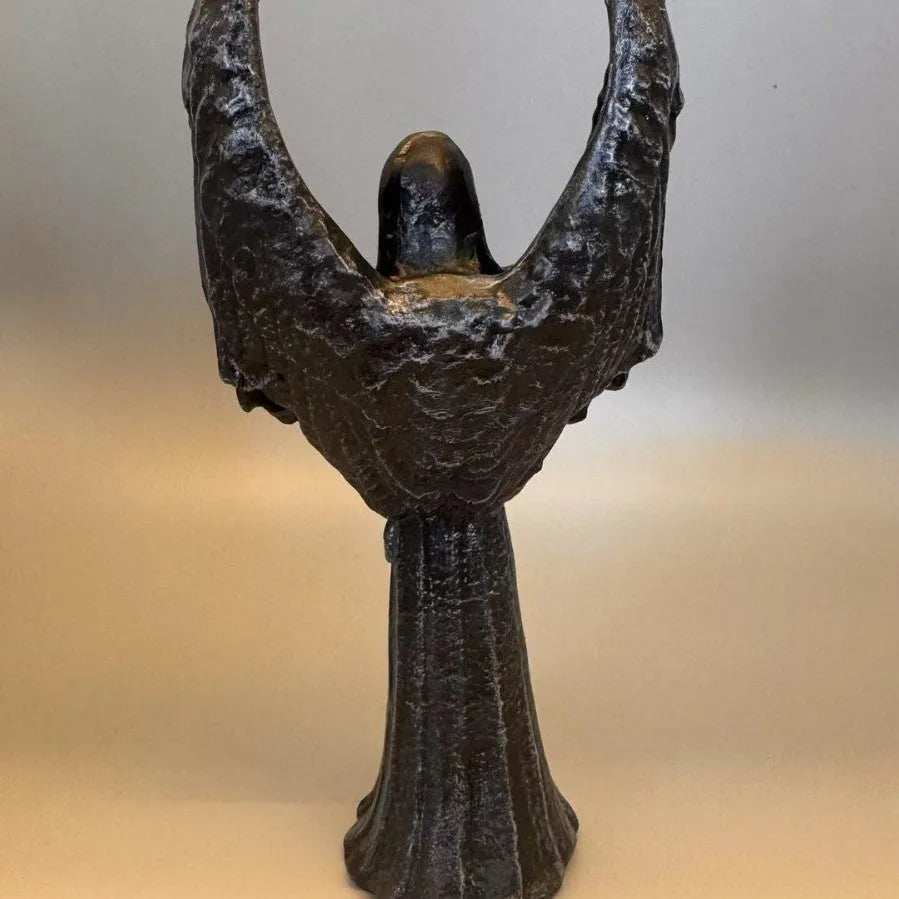 Dark angel resin statue ornament on display, measuring 17 cm in height.