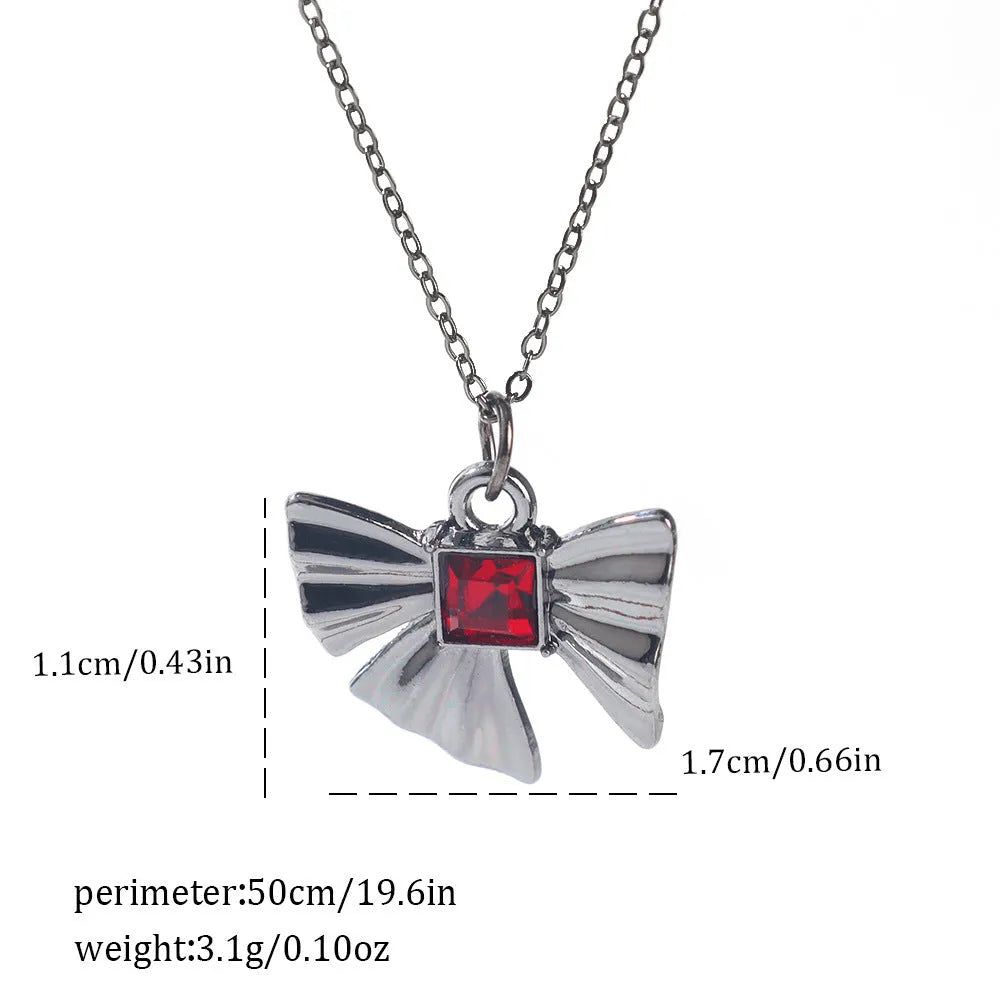 Dark style Halloween necklace with spider and bat pendant designs in electroplated zinc alloy