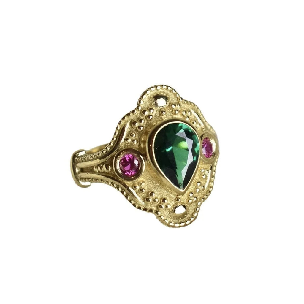 Golden lvzuan geometric women's alloy ring on a white background, shown in a UK size 10.