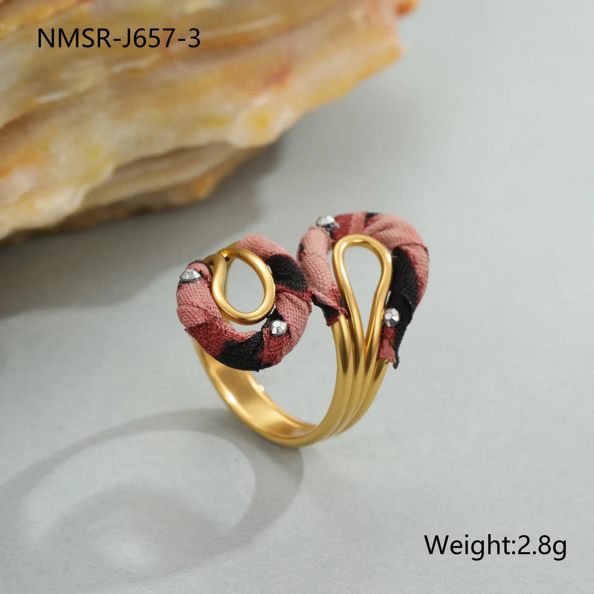 Stainless steel open mouth ring with leopard print design in adjustable free size