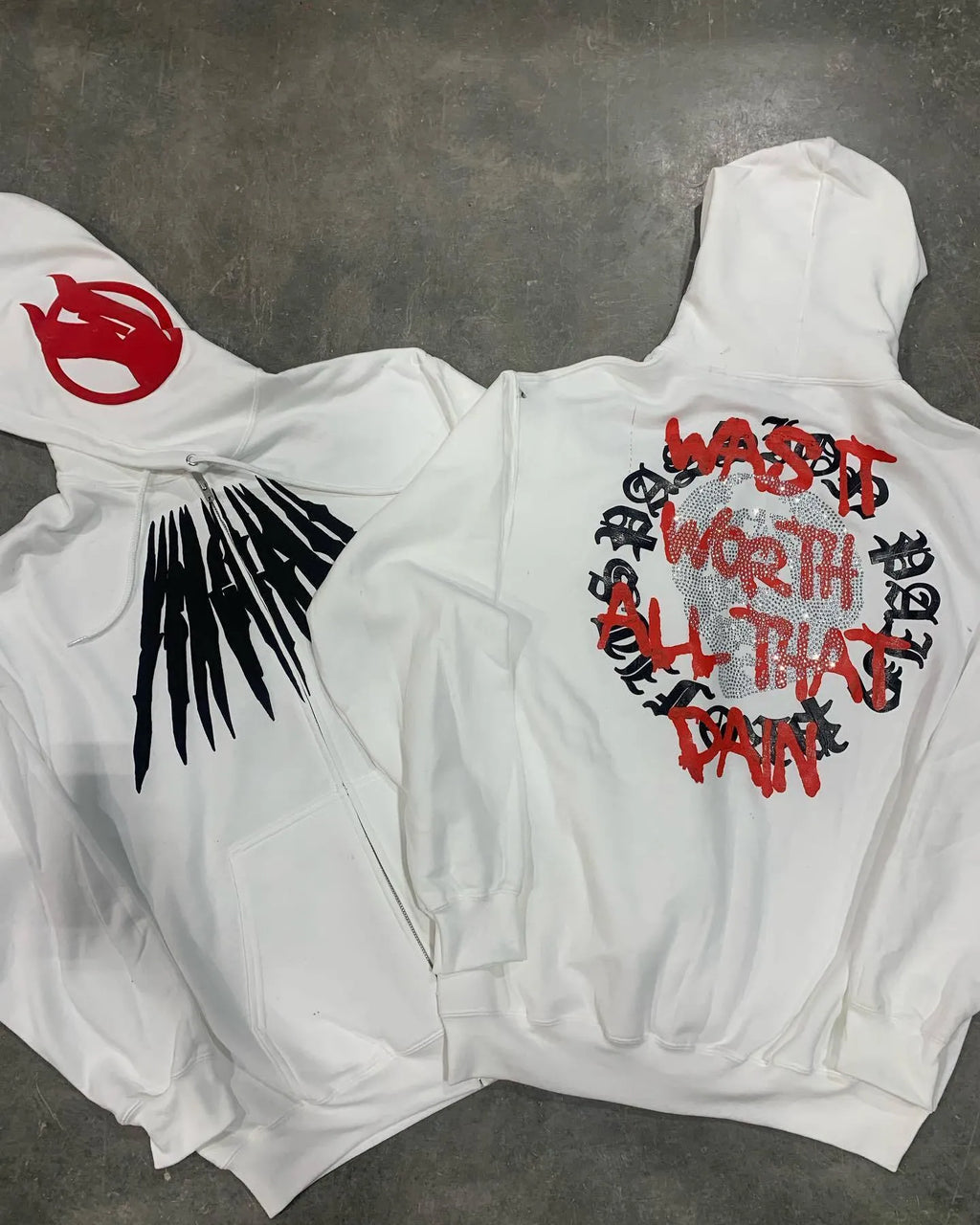 Black loose hooded sweatshirt with white skull print and rhinestone decoration, cardigan style
