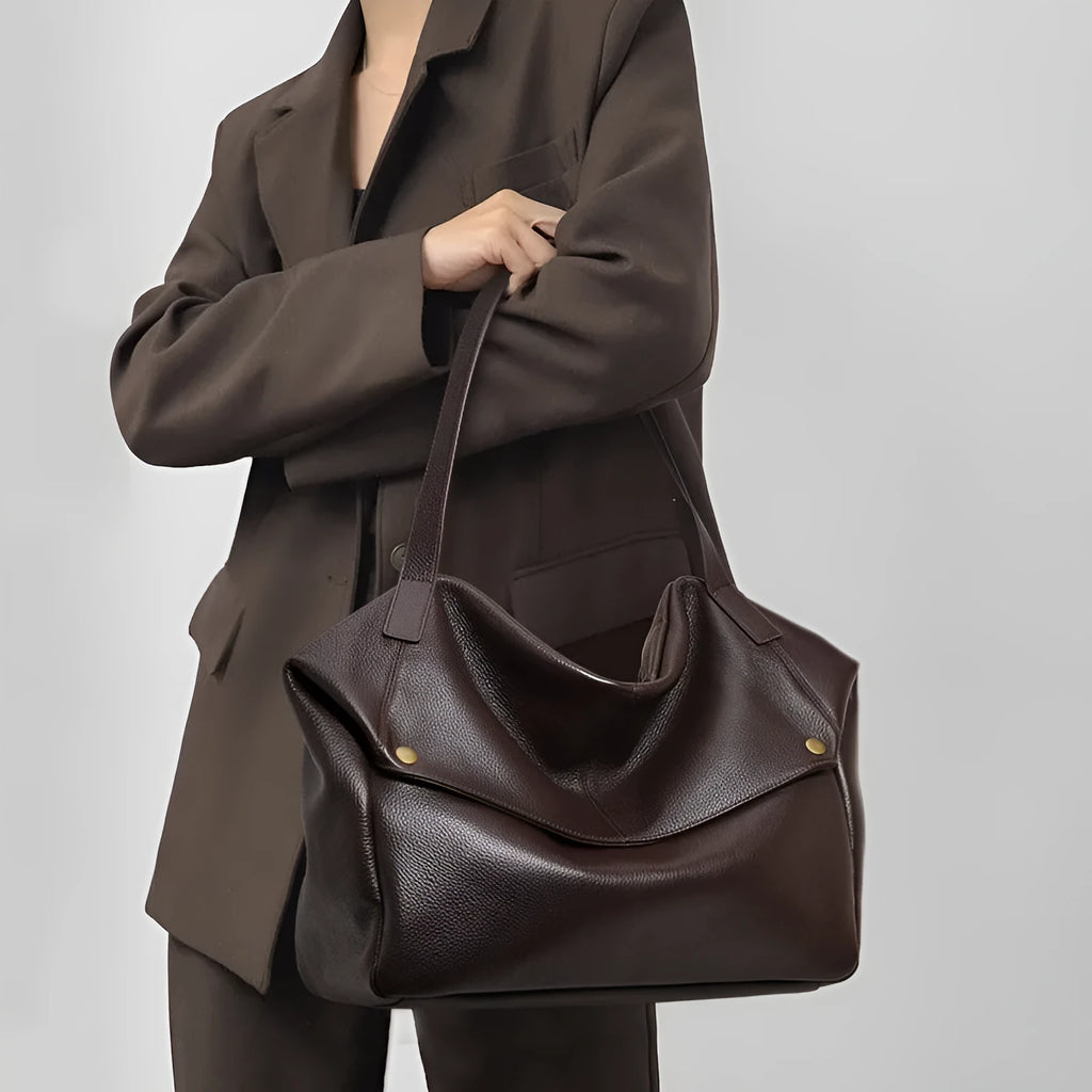 Brown genuine leather women's shoulder bag with square horizontal shape and zipper compartment
