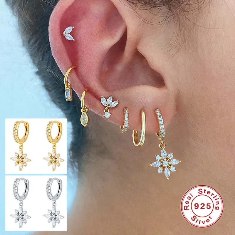 S925 sterling silver snowflake pendant earrings in white gold or yellow gold colour finish.