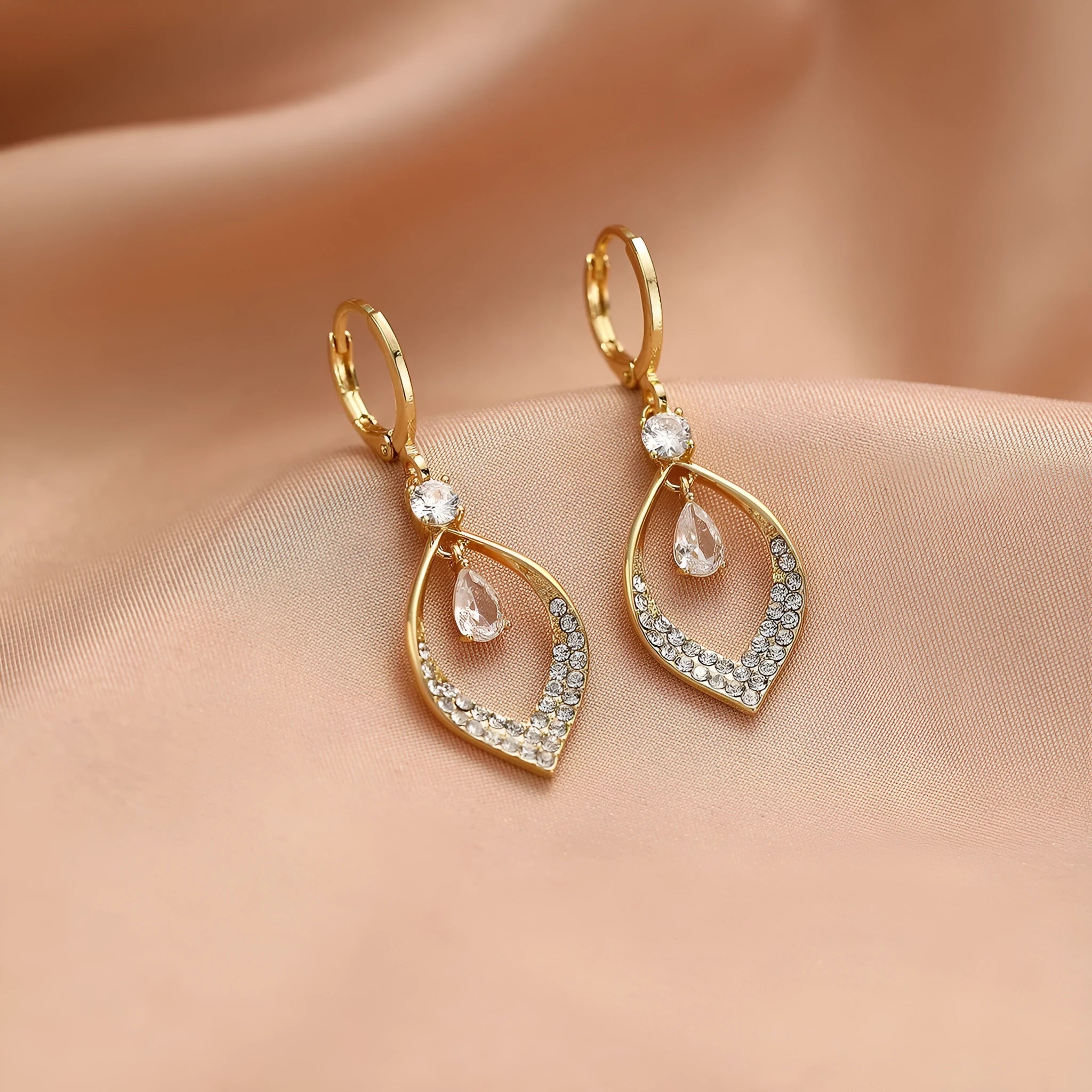 Gold and silver colour copper water drop tassel earrings with thickened electroplated buckles