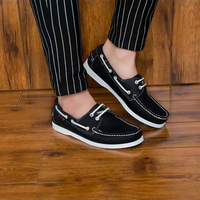 Men's British style casual shoes with artificial PU leather upper and flat heel