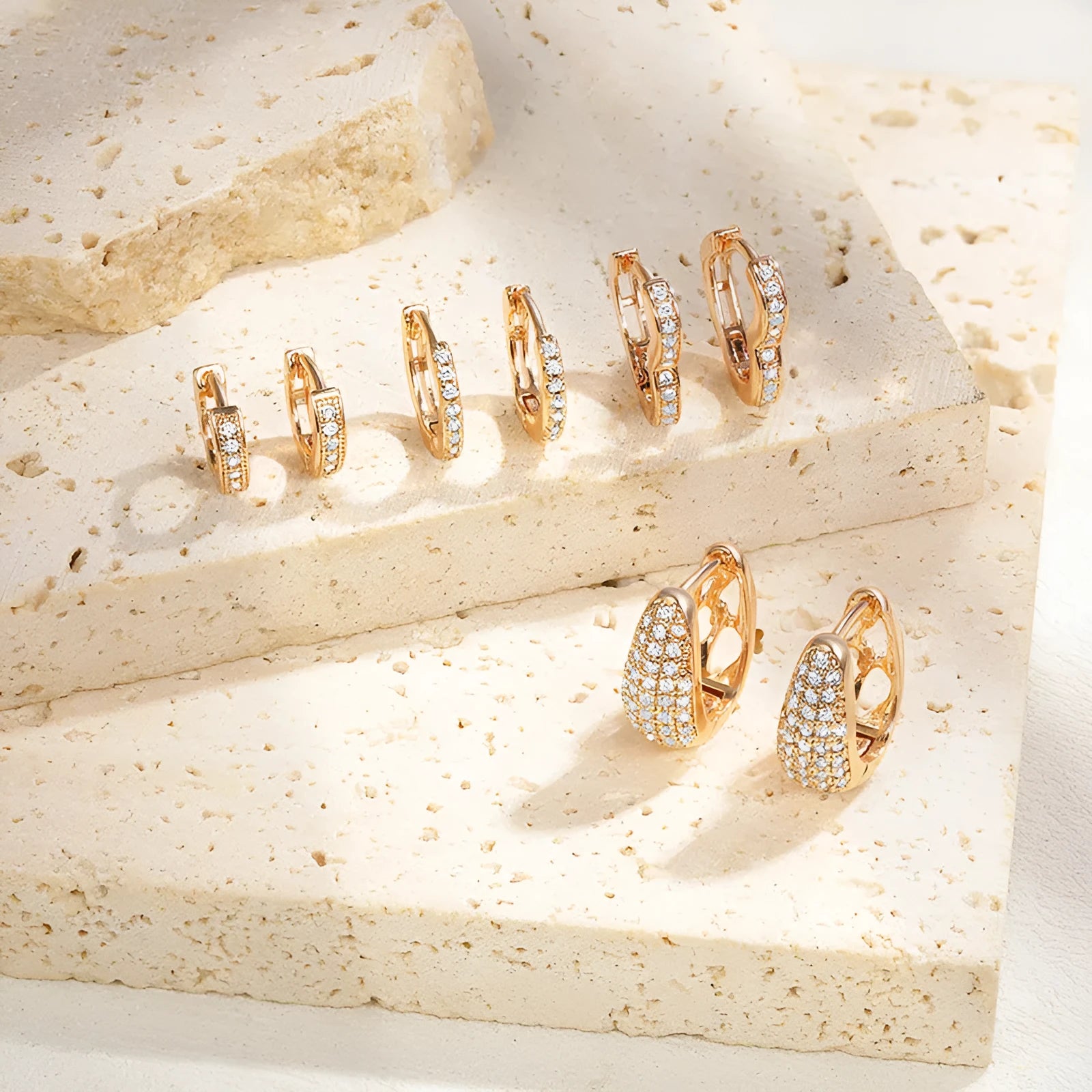 Gold-plated brass heart-shaped ear clip earrings with zircon gang drill elements in affordable luxury style